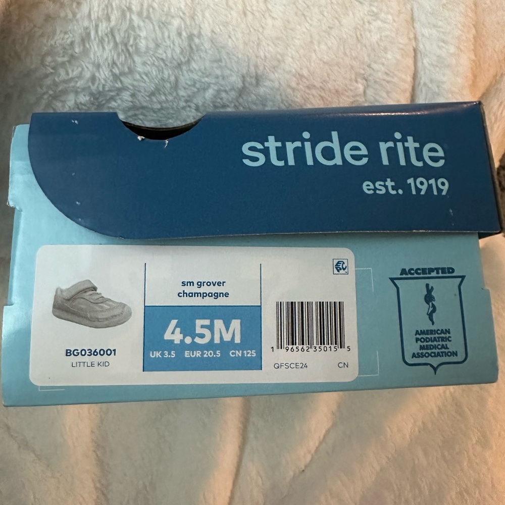 Stride Rite SM size 4.5 Grover sneakers in champagne - Picture 4 of 11